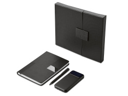 Подарочный набор «Tesla» с блокнотом А5, ручкой и пауэрбенком на 10 000 mAh, Цвет черный