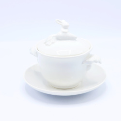 Бульонница &amp;quot;Кролик - Везунчик&amp;quot; с тарелкой, 425 мл, Белый