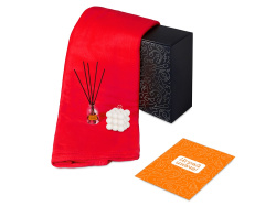 Подарочный набор «Re:y. Cocoon с пледом, свечой и диффузором, Цвет красный