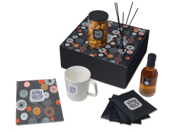 Подарочный набор «Re:y. Treat» с кружкой, сиропом и попкорном, Цвет белый