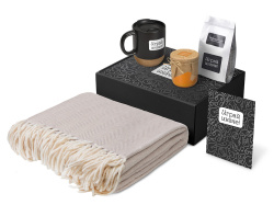 Подарочный набор «Re:y. Nest» с пледом, кружкой и вареньем, Цвет черный