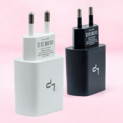 Сетевое зарядное устройство LP XQ20 5V/3.1A 50 штук без упаковки / Быстрая зарядка (QC 3.0))