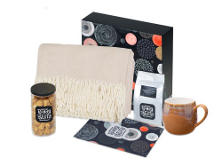 Подарочный набор «Re:y. Haven»  с пледом, кружкой и чаем, Цвет персиковый
