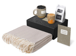 Подарочный набор «Re:y. Nest» с пледом, кружкой и вареньем, Цвет бежевый