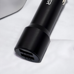 Автомобильное зарядное устройство USB 12-24V / Универсальное, безопасное и долговечное