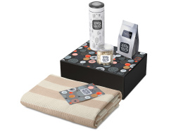 Подарочный набор «Re:y. Warm» с пледом, термосом и чаем, Цвет белый