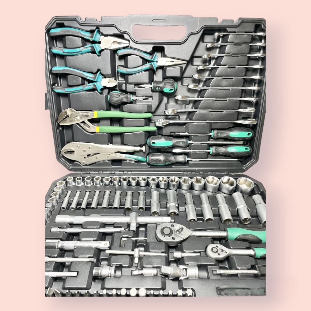 ddxwqofkerl6k71bjslwflp47pgezand.jpg (1280×1280)