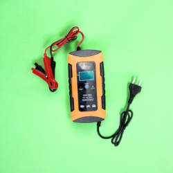 Зарядное для автомобиля Carlive UPS10 12V.10A / Удобное и практичное