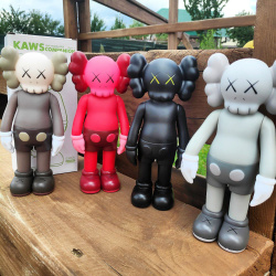 Коллекционная кукла Kaws Classic Игрушка 18 см