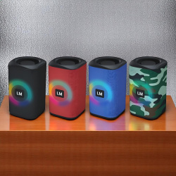 Портативная Bluetooth-колонка LM-884, RGB-подсветка, стереозвук, сабвуфер, цвет в ассортименте / Музыка и свет в компактном формате