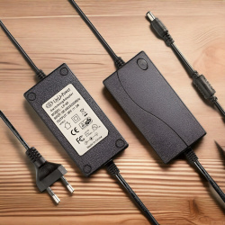 Блок питания Live-Power 36V LP60, 36V, 2A, штекер 5.5*2.5, длина кабеля 1000 мм, черный