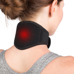 Шейный бандаж с магнитами Self heating neck guard band Черный