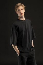 Футболка унисекс оверсайз T1, черная, XS–XXL