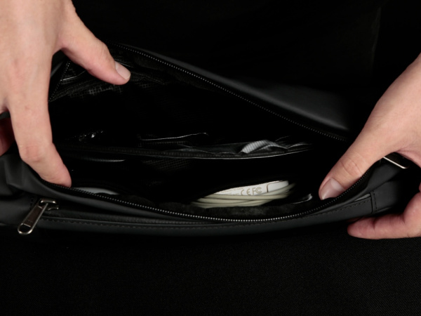 Сумка-слинг Flipsling, Цвет черный