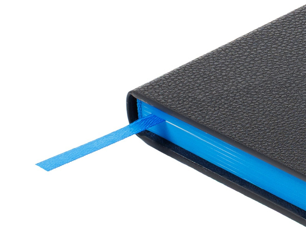 Ежедневник недатированный с магнитным клапаном А5 «Venezia», Цвет черный