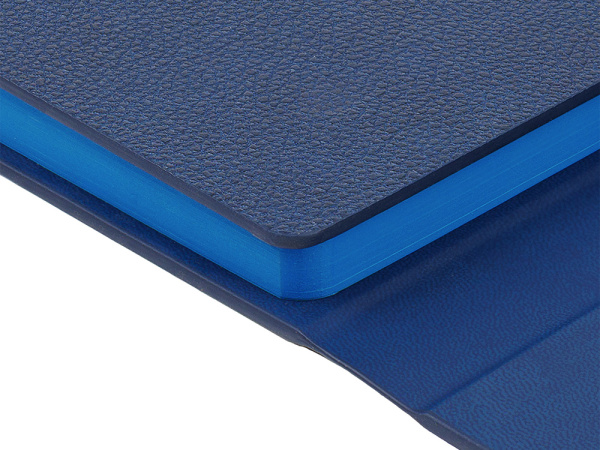 Ежедневник недатированный с магнитным клапаном А5 «Venezia», Цвет темно-синий