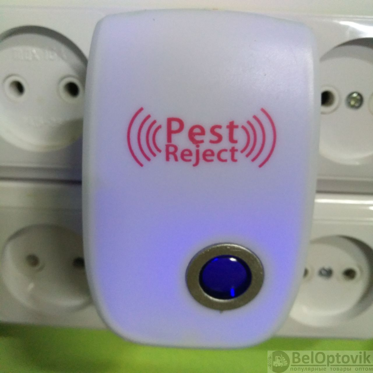 Ультразвуковой отпугиватель насекомых и грызунов Pest Repeller / Радиус  действия до 200 метров (арт: 13888) от 69 ₽ рублей оптом в Москве