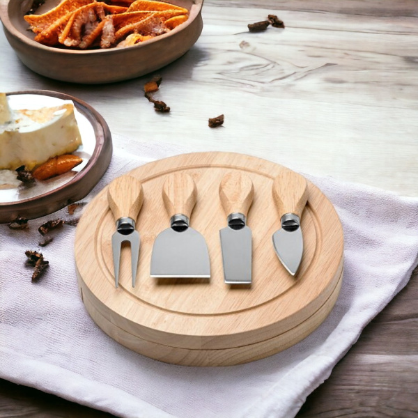 Набор для сыра COMTE с 4 столовыми приборами из нержавеющей стали и деревянными ручками в деревянном футляре