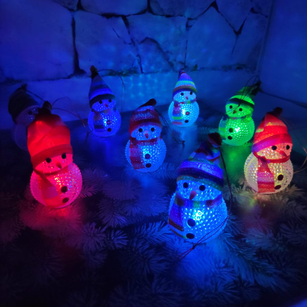 Новогоднее украшение Светящиеся снеговики, высота 10 см. в асс-те