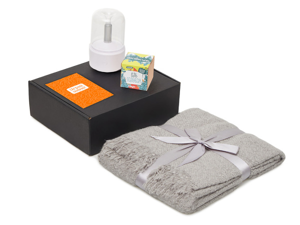 Подарочный набор «Re:y. Grow» с пледом, увлажнителем и набором для выращивания, Цвет серый