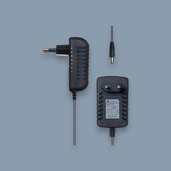 Блок питания Live-Power 12V LP 73, 12V, 1.5A, штекер 5.5*2.5, длина кабеля 900 мм, черный