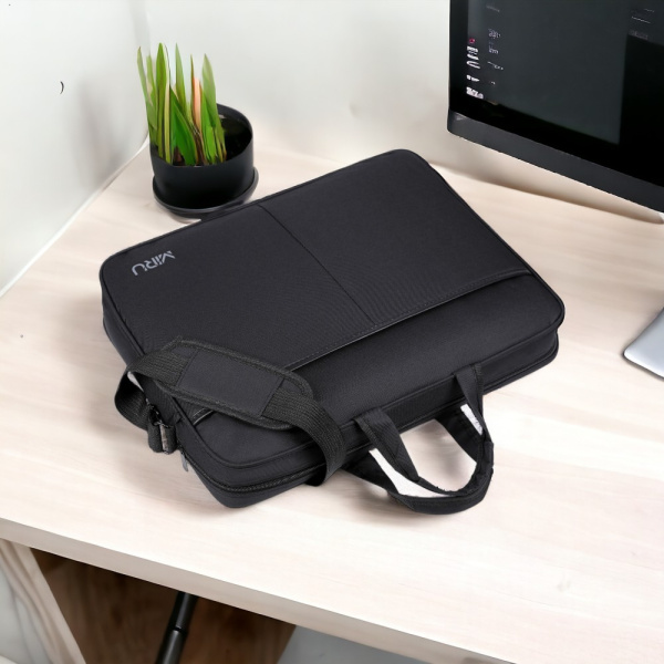 Сумка для ноутбука 17.3"  Large, черный / Крепление для чемодана, уплотненное дно
