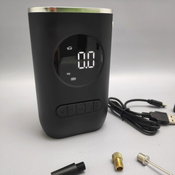 Беспроводной портативный автомобильный компрессор CAR Air Pump CZK-3668 (USB, 4 насадки, LED-дисплей, встроенный фонарь)