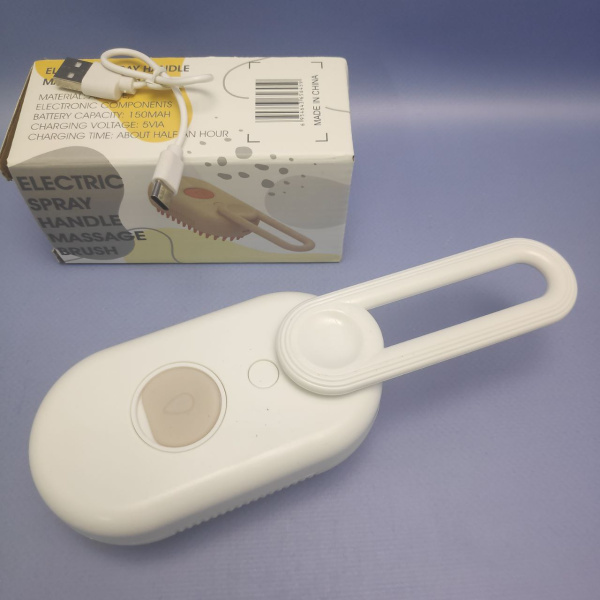 Паровая раскладная массажная щетка для вычесывания животных Spray Massage Brush / Чесалка с распылителем