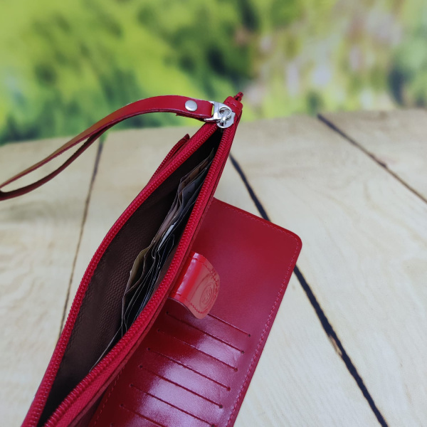 Женский кошелек из натуральной кожи с ручкой, отдел на молнии (22.00 х 12.00 х 1.50 см.). Красный