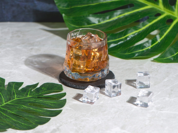 Вращающийся бокал для виски на сланцевом костере «Bromo», Цвет прозрачный