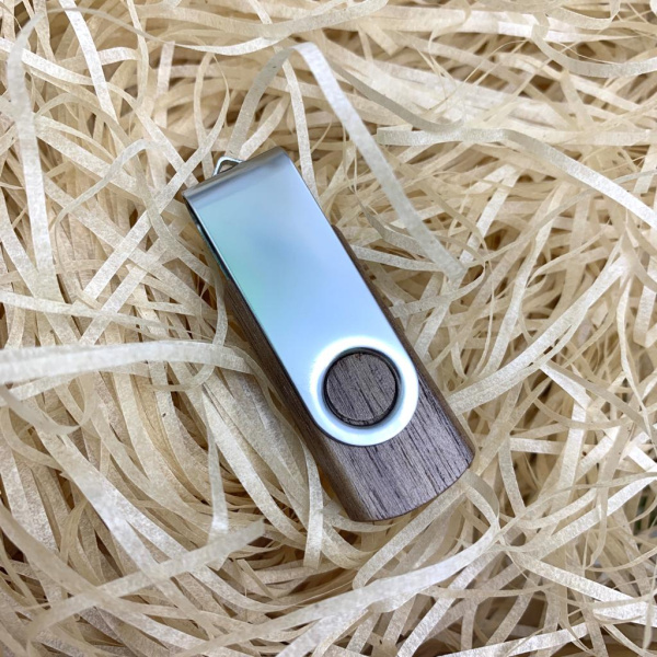 USB накопитель (флешка) Twist wood дерево/металл/раскладной корпус, 16 Гб