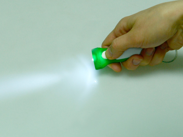 Брелок-фонарик «Каяма», Цвет зеленый/белый/серебристый