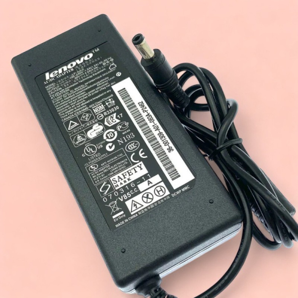 Блок питания для ноутбука Lenovo LP562 20V/4.5A Разъем 5.5x2.5 мм / Универсальный и мощный