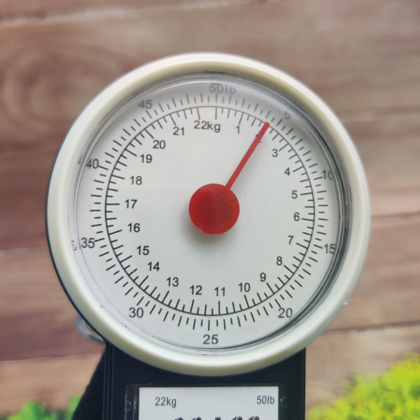 Механические весы-безмен Scale 1-22 кг с измерительной лентой 100 см
