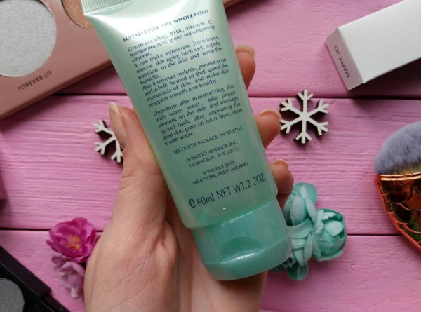 Пилинг-скатка ShiSeido Green Tea «Зеленый чай». Нежное отшелушивание