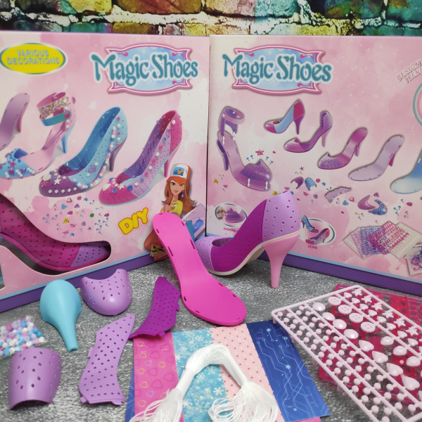 Набор для творчества "Укрась туфельки принцессы" с украшениями