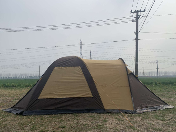 Туристическая палатка с тамбуром четырехместная / Палатка для кемпинга со стальным каркасом