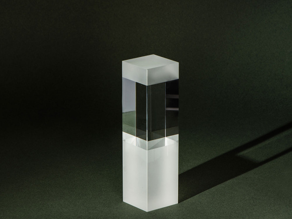 Награда «Grat», Цвет прозрачный