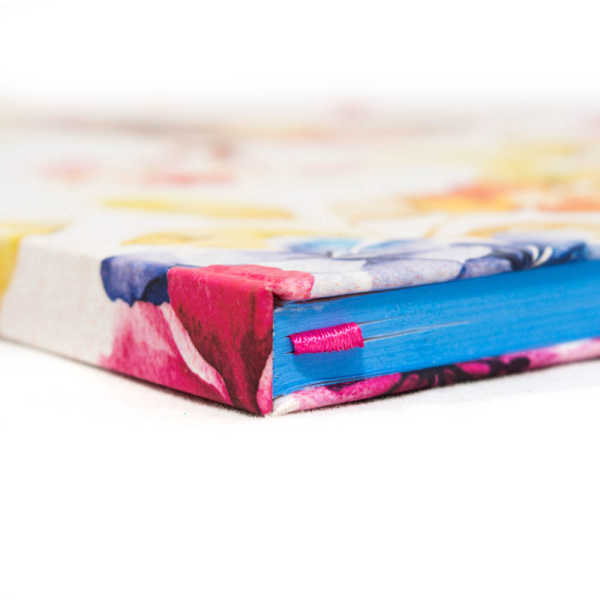 Записная книжка в клетку Птица 15.5x21 см., 144 страницы