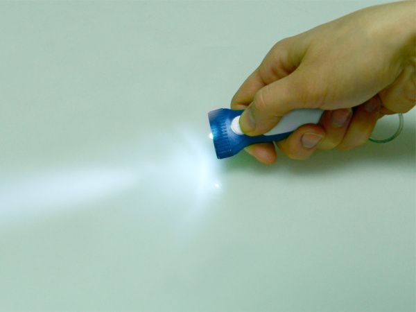 Брелок-фонарик «Каяма», Цвет синий/белый/серебристый