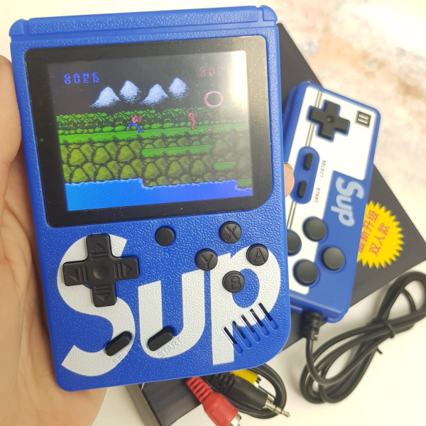 Портативная приставка с джойстиком Retro FC Game Box PLUS Sup Dendy 3” 400in1