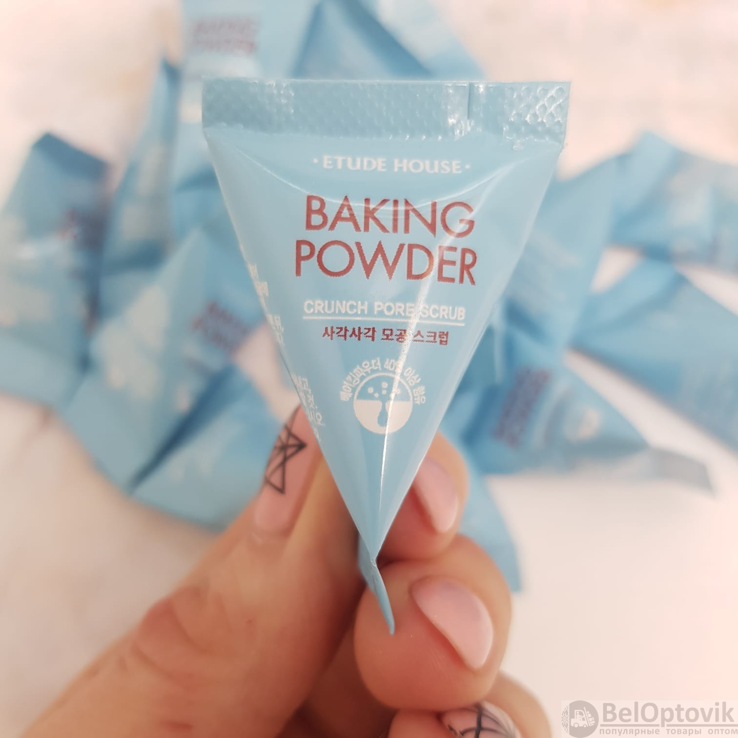 Скраб для лица Etude House (Этюд Хаус) с содой и мятой Baking Powder Crunch  Pore Scrub, 7 g Origina (арт: sr-6089) от 1 ₽ рублей оптом в Москве