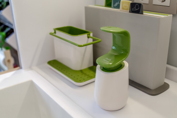 Дозатор для жидкого мыла Joseph Joseph C-pump Soap Dispenser