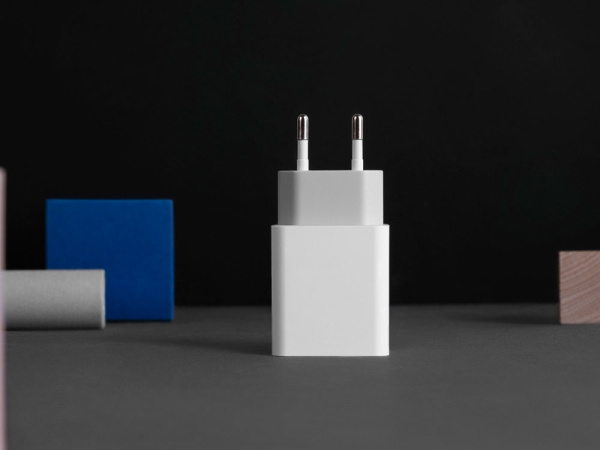 Сетевое зарядное устройство «NEO ZQ3 PD», 20 Вт, Цвет белый