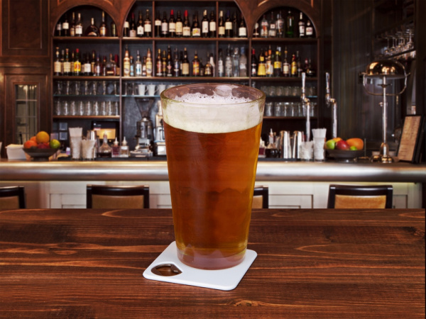 Подставка с открывалкой для кружки «Liso», Цвет белый/черный