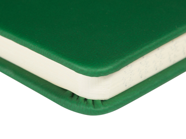 Ежедневник недатированный А5 «Megapolis Velvet New», Цвет зеленый