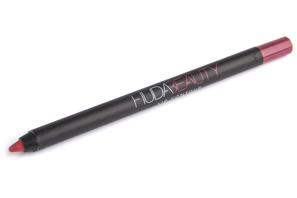 Контурный карандаш для губ Huda Beauty Lip Contour