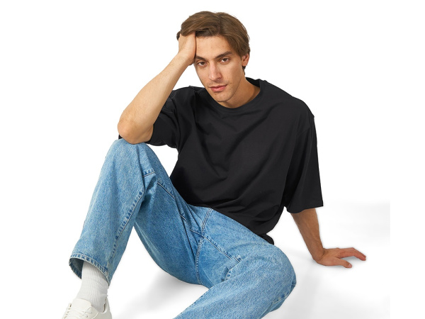 Футболка оверсайз «Berlin» унисекс, Размер XL-2XL, Цвет черный