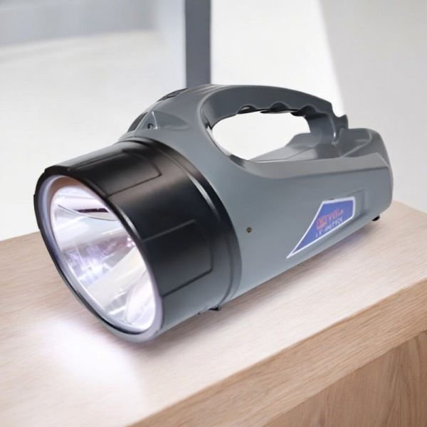 Ручной светодиодный фонарь LS-0671QL / Яркий, мощный и эффективный