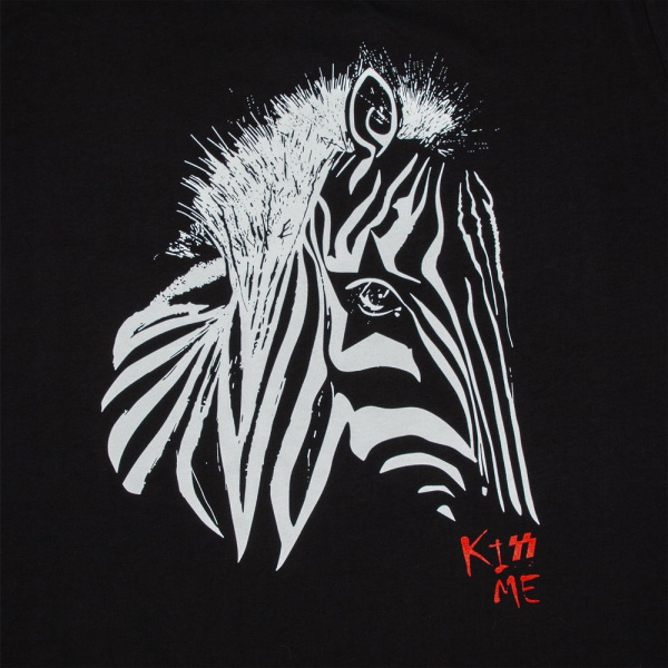 Толстовка женская «Арт-рокстар. Kiss Me», черная, S–XL